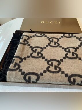 Gucci Beige and Black GG Wool Cashmere Throw Blanket